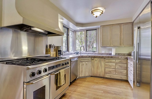 Guerneville House | Villa Tranquila ~ Historic Mediterranean Home, Mountain Views, Spa!