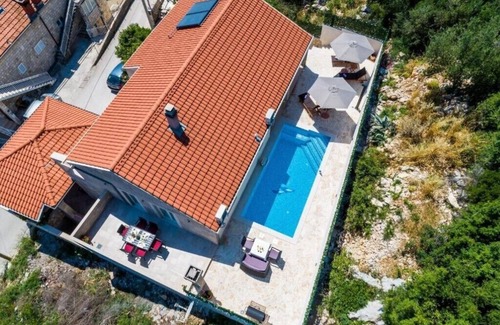Mokosica House | Villa Tranquility Nest Beniva