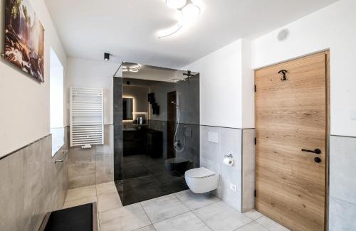 Colle Isarco Apartment | Villa Tribulaunblick - Design-Apartment mit Bergblick & Sonnenterrasse bei Sterzing