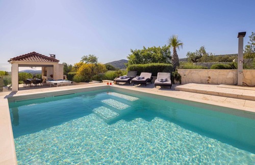 Podglavica Villa | Villa True Oasis with Heated Pool