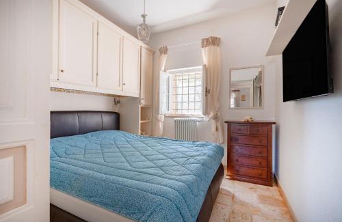 Carovigno Villa | Villa Trullo Ulivo with pool