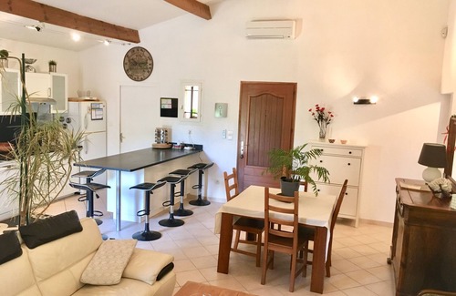 Cuttoli-Corticchiato Villa | Villa up to 6 pers. 1800m2 wooded and landscaped (15 'beaches Ajaccio and Porticcio)