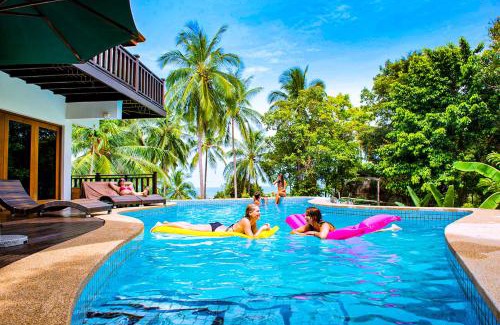 Ko Pha-ngan Villa | Villa Vadee - Private Villa, Swimming Pool, Deck, 4 Bedrooms, Sleeps 8, Ocean View
