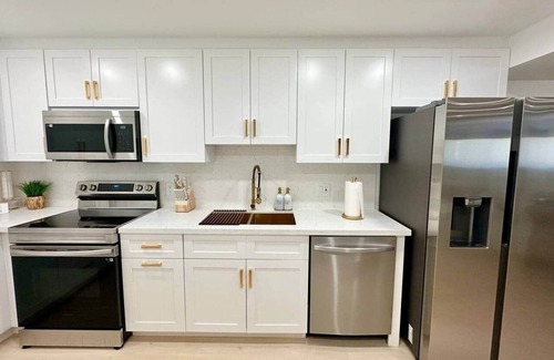 Key Largo Apartment | Villa Valbuena Key Largo- Aqua Vista, Marina, Pickleball