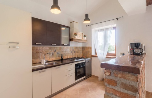 Butkovici Villa | Villa Valerie with private Pool, 4 bedrooms, shared Tennis court, Pets