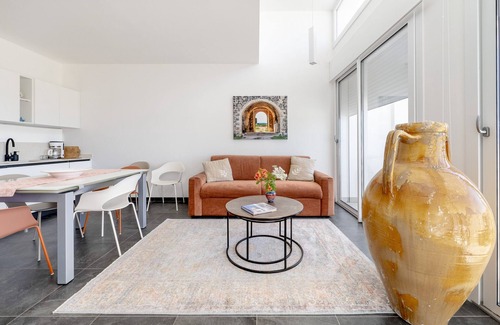 Otranto Villa | Villa 'Venza , Salento' with Sea View, Wi-Fi and Air Conditioning