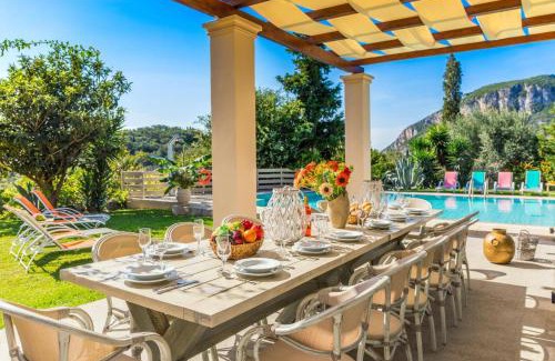 Doukades Villa | Villa Victor by Villa Plus