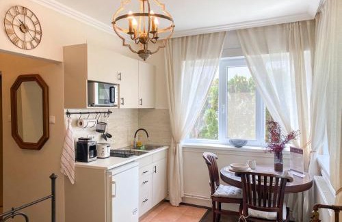 Heviz Apartment | Villa ViLara