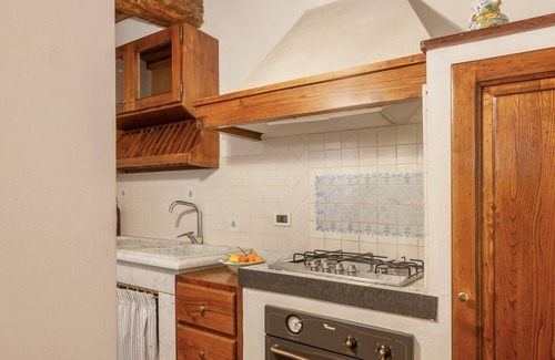 Montespertoli House | Villa 'Villa del Fattore' with Shared Pool, Private Terrace & Wi-Fi