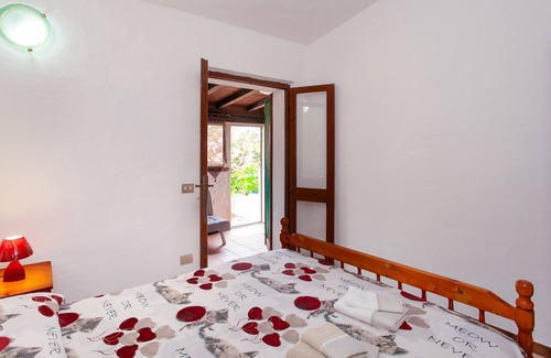 San Giovanni House | Villa "Villetta by the Sea" with Garden & Terraces