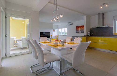 Stokovci Villa | Villa Vita in Central Istria - Ground Floor Villa for 6 People with Heated Pool