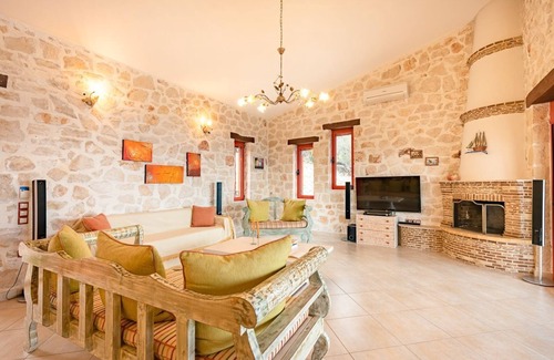 Skinaria Villa | Villa Volimes - Two Bedroom Villa, Sleeps 4
