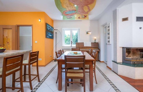 Presika House | Villa Wanderlust with swimming pool, east coast Istria