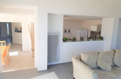 Villeneuve-les-Avignon Villa | Villa with private pool, AC and spectacular views over Avignon, Provence, France