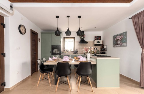 Sveti Ivan Dobrinjski Villa | Villa with pool, lots of privacy - TRAVELER Reisbeburo Krk - ID 2408