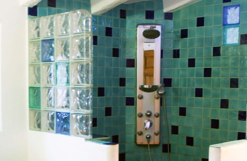 Sant Marti Vell Villa | Villa with Beautiful Garden And Pool in Spectacular Setting