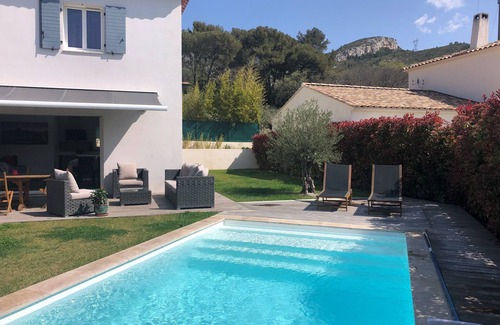 Gemenos Villa | Villa with heated pool between Aix en Provence and Cassis in a Provencal village