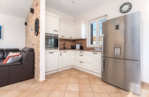 Kras Villa | Villa with heated pool, garden, quiet location - TRAVELER Reiseburo Krk - ID 2381