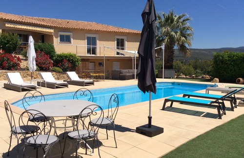 La Cadiere-d'Azur Villa | Villa with high-end services, close to the sea, heated pool