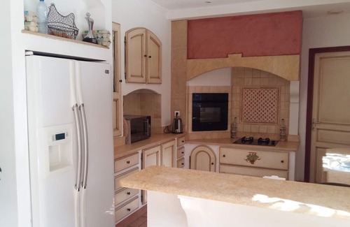 Fuveau Villa | VILLA WITH POOL 8 PERS 190m² 4 BEDROOMS near the Golf