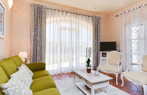 Montizana Villa | Villa with pool and whirlpool near Poreč for 8 persons