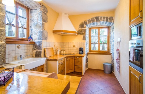 Skrbcici Villa | Villa with pool, courtyard, olive garden, sea view -TRAVELER Reiseburo Krk - ID 2147