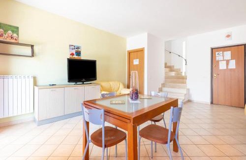 Laura Villa | Villa with Pool in Paestum