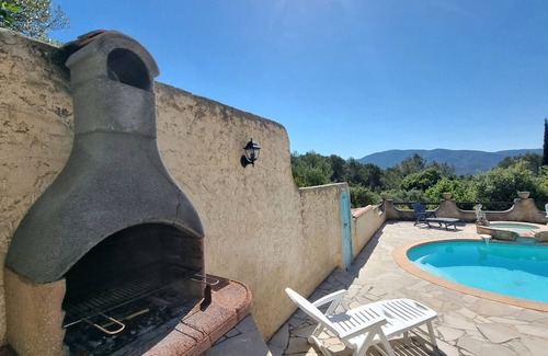 Pignans House | Villa with pool in the heart of olive groves