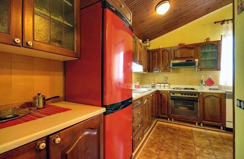 Muntic Villa | Villa with pool, jacuzzi and playing field