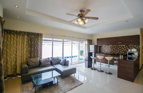 Choeng Thale Villa | Villa With Pool