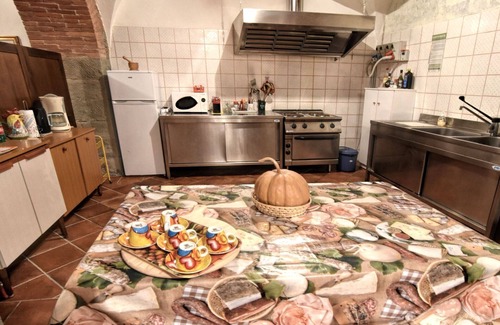 Cortona Villa | Villa with pool, walking distance from the village of Fratta and 7 km from Cortona. Wi-Fi access, sa