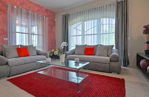 Montizana Villa | Villa with pool with a lovely panoramic view near Poreč