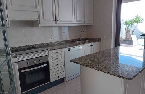 Costa Teguise Villa | Villa with private pool. Capacity up to 10 people. Pet friendly