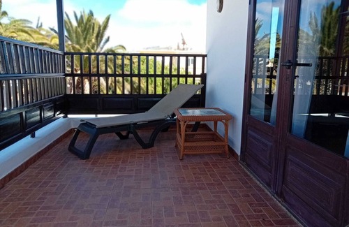 Costa Teguise Villa | Villa with private pool. Capacity up to 10 people. Pet friendly