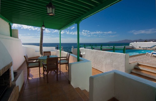 Los Pocillos Villa | Villa With Private Heated Pool And Sea Views