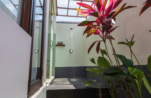 Kenderan Villa | Villa with Private Pool
