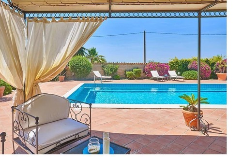 Lentini Villa | Villa with private swimming pool