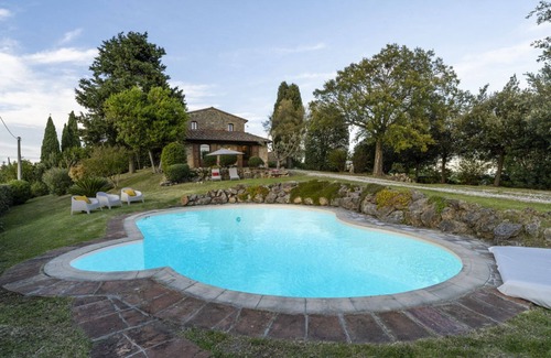 Chianni House | Villa with private pool and stunning views near Pisa