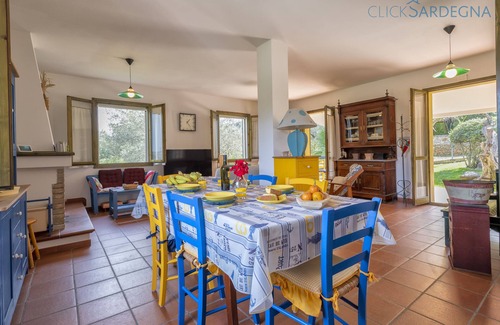 Alghero Villa | Villa with swimming pool and large covered verandas, ideal for 6 people. wifi