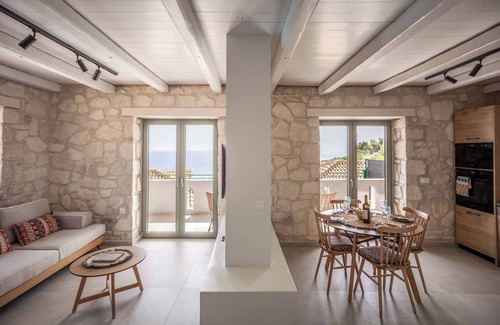 Xirokastello Villa | Villa Yiannis - Two Bedroom Villa, Sleeps 4