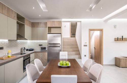 Filerimos Villa | Villa Zephyr - Four Bedroom Villa, Sleeps 8