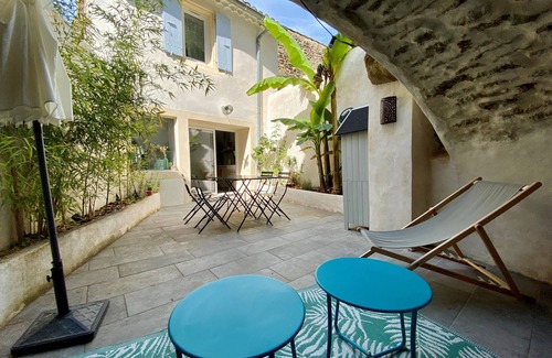 Grignan Ski Chalet | Village House with Terrace for Rent – Grignan, Drôme Provençale