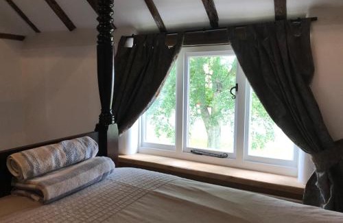 Bretford House | Village period cottage