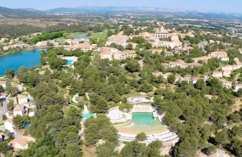 Pont Royal Apartment | Village Pont Royal in Provence - maeva Home - Selection 2 bedroom apartment (6 people)