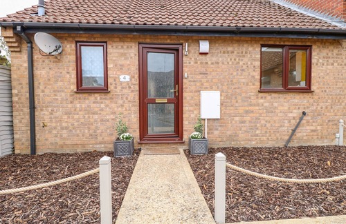 Littleport Cottage | Village Retreat