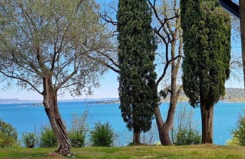 Villaggio Sanghen Ski Chalet | Villaggio Heliopolis Cottage 87 with terrace 2 minutes from the lake