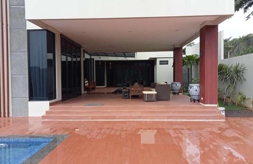 Cisarua Villa | Villakura