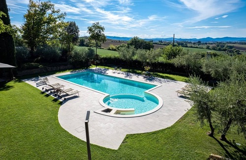Sant'Enea Villa | Villanova In Perugia, Umbria