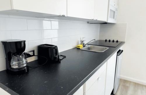 Universidad Apartment | Villas at Auxilio Mutuo 104