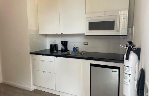 Universidad Apartment | Villas at Auxilio Mutuo 104